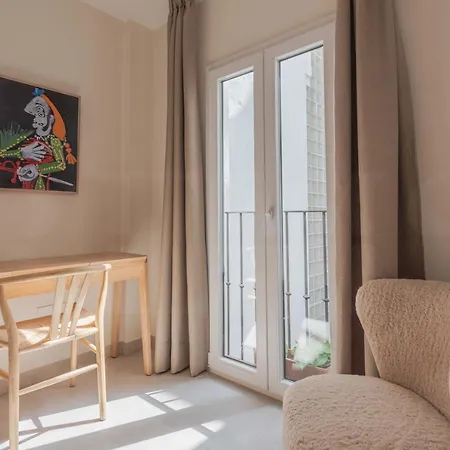 Apartment Penthouse & Private Rooftop In The Heart Of By Rems