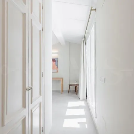 Penthouse & Private Rooftop In The Heart Of By Rems Apartment