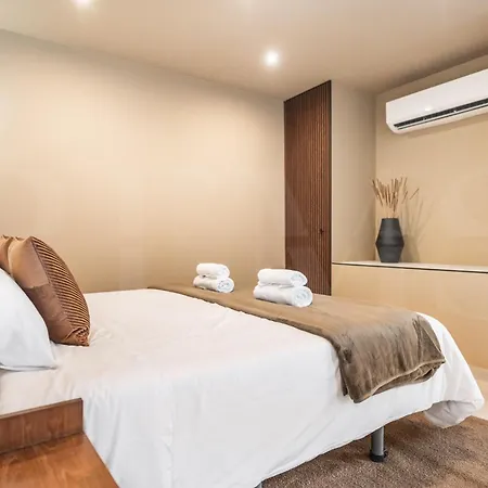 شقة Penthouse & Private Rooftop In The Heart Of By Rems *
