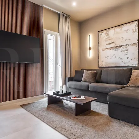 Penthouse & Private Rooftop In The Heart Of By Rems * مالقة
